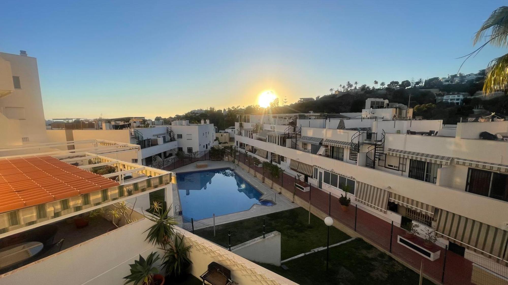 Apartamento Apartamento Con Vista A La Piscina Benalmádena Exterior foto